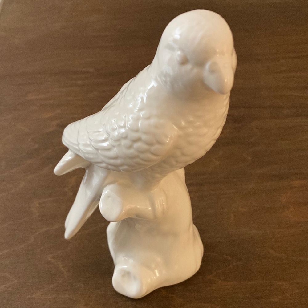 Threshold parakeet white glazed ceramic figurine - Picture 2 of 6